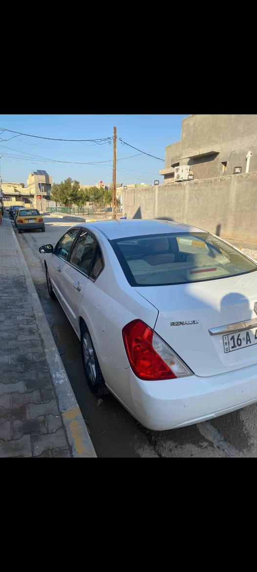 رينو سافران 2010
*كفالة گير مكينة ✅
*تبريد ثلج ❄️ 
*شاشة 
*باتري جديد
*حدادية 70%
رقم انكليزي جديد قادسيه
كفالة عدا بارد خفيف كلش باب لوره
السعر 108 قفل  مداور ثاني
***********
