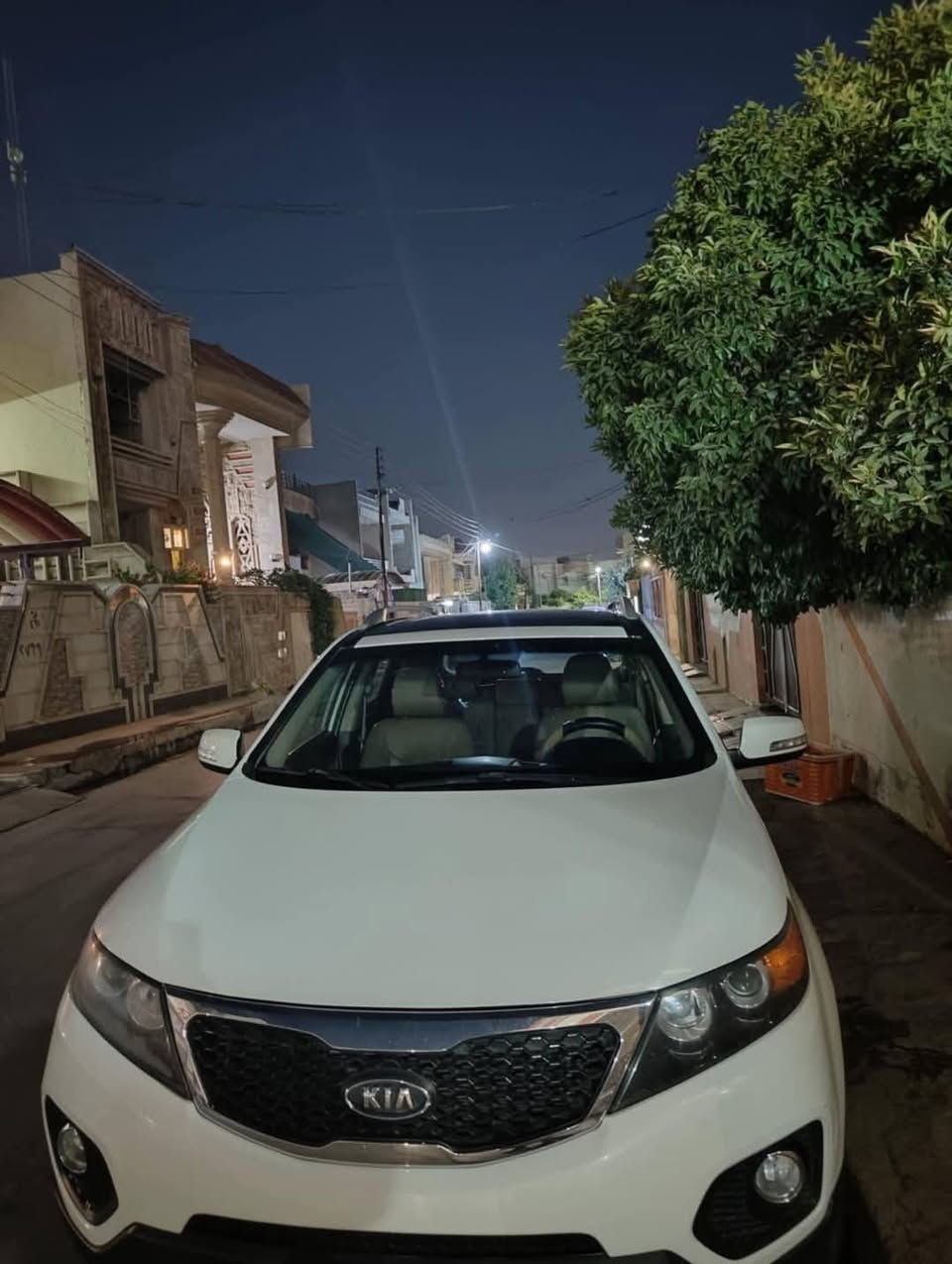 سلام عليكم
سورنتو للبيع خليجي 
موديل 2012
السياره فول مواصفات عدا البصمة 
سنويه جديد 
رقم نينوى الماني
السياره شرط تحويل 
بدون اي نقص 
كير محرك كله شرط 
4 سلندر 
تبريد 3 قطع
7 راكب 
السيارة نضيفه بدون اي نقص 
4 تايرات جديد 
على وضع الشركه 
سياره مكفولة عد شبر بل صندوك وملاحضة زغيرة بل سقف
مكاني موصل
السعر 148 وبيها مجال 
***********
