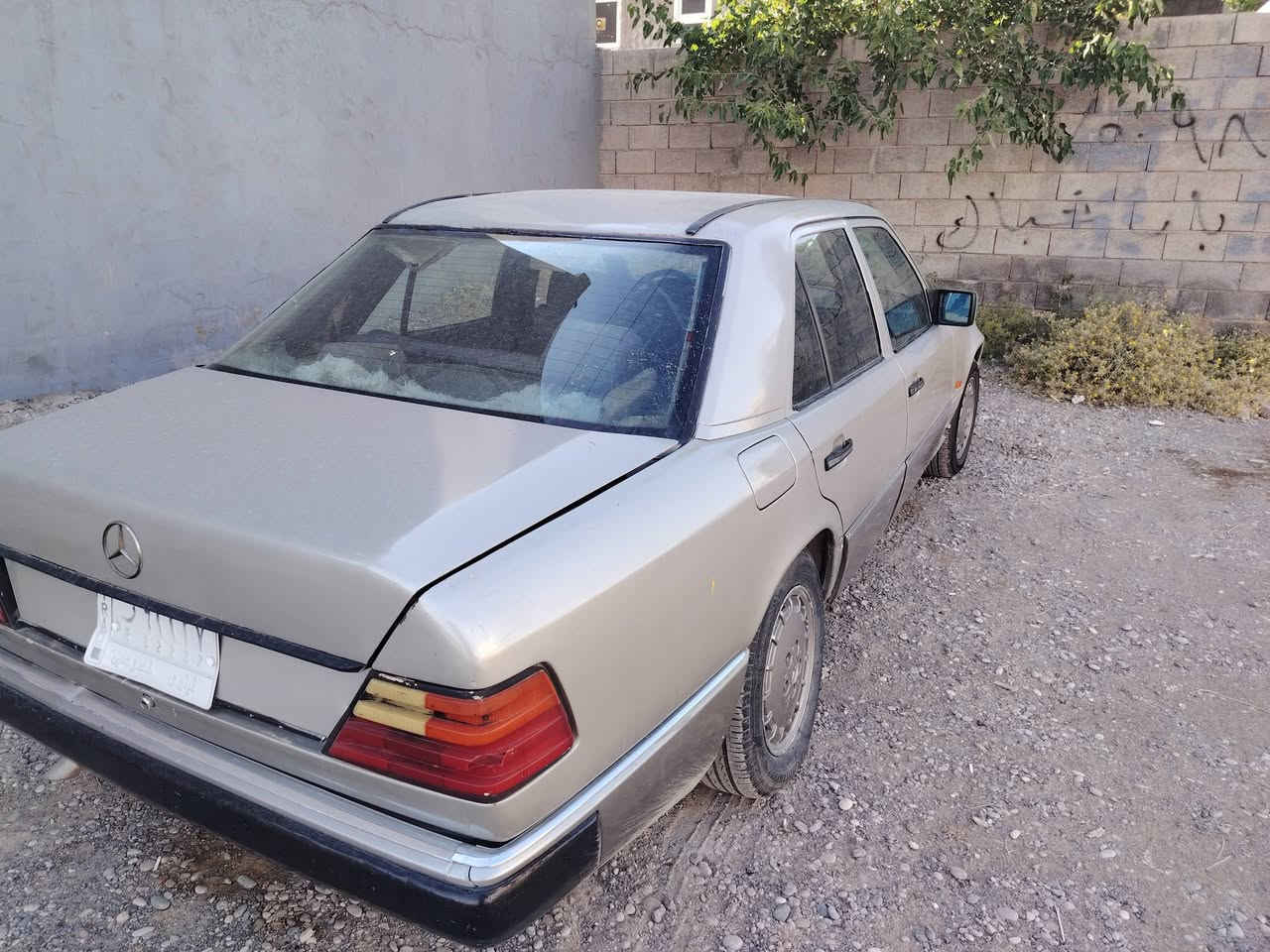 السلاموعليكم مارسدس البيع موديل ٩٢ مكينه محورها مال ونجي السياره بسمي اني الشرعي السعر٢٨ ايعوزه اشوياترتيب الداخل الستفسار***********
