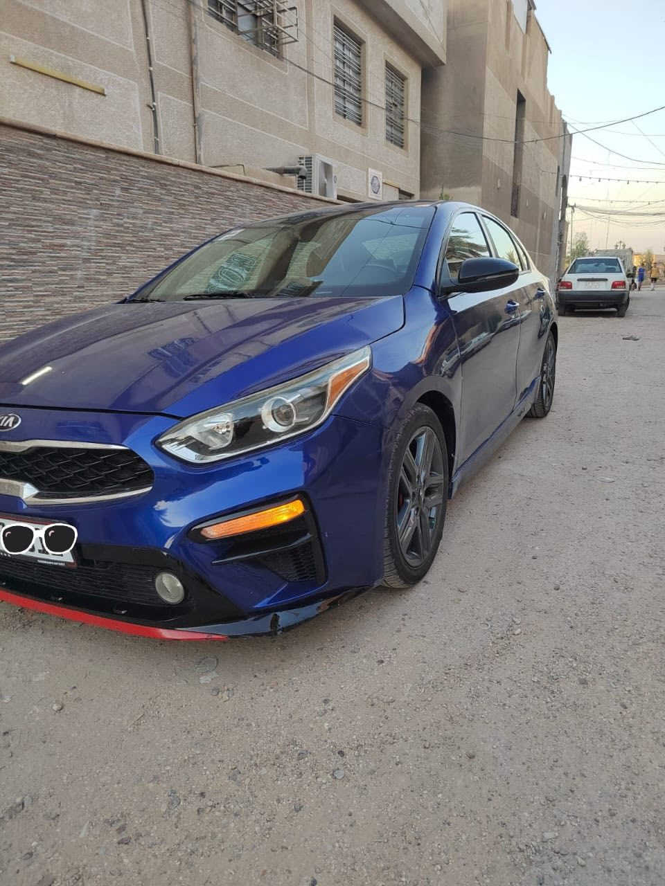 السلام عليكم فورتي 2021 جيتي لاين
فول مواصفات عدا فتحتة سقف 
سيارة كاملة مابيها اي نقص 
صدر مكفول مكينة كير مكفولات 
تخم تاير جديد تبريد منضومة جديدة 
كهربائيات كامله مكلمة السيارة للبيع بدون مراوس 
السعر125 ماشية 48الف 

***********
