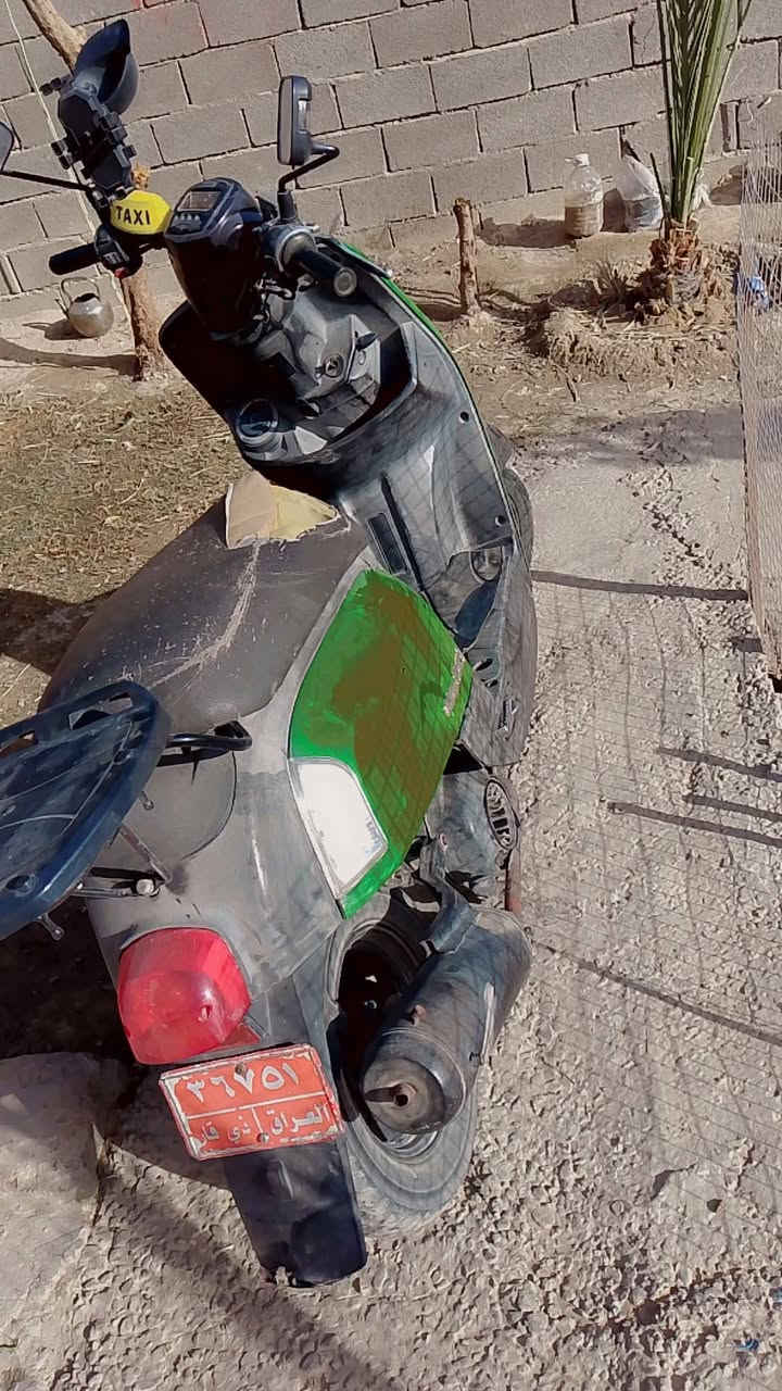 السلام عليكم دراجه بوليس نازل للبيع دراجه قفل اكسن دراجه ما مفتوحه دراجه نظيفه لا تنقيص لا تبخير مكانه حي البتول بالكهربائياته شغاله دراجه نكره سلف نظيفه سعرها 550 وبيها مجال ***********
