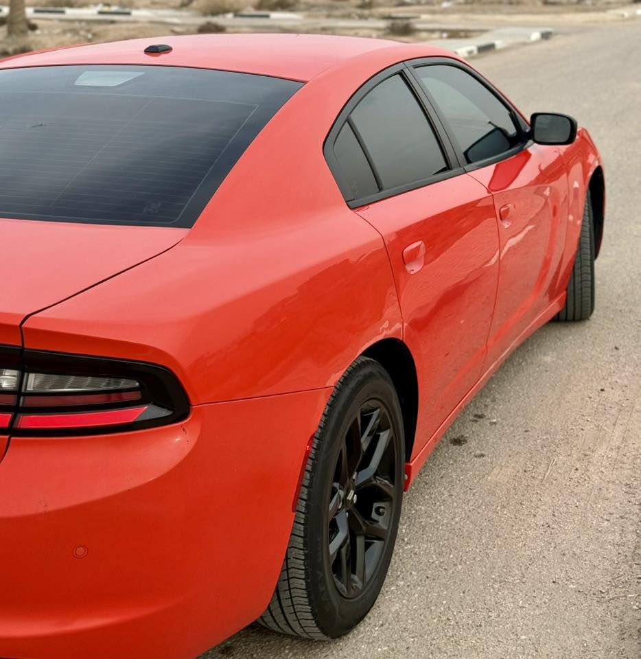 جارجر 2019
محرك : 3600     
تو ويل رقم بغداد الجديد 
 الحادث بامريكا بيه فقط التكمه جهه السايق شي بسيط اما بالعراق باب الصدر والجاملغ مصبوغات حادث بسيط بدون اي دواخل ايرباك سليم جاملغ السايق بارد كد شبر 
مواصفات السياره SXT شاشه وسط تشغيل عن بعد بلاجكتور امامي كامره خلفيه  كشنات جلد وباقي المواصفات معروفه sxt
السيارة جاهزه من كل النواحي حداده تايرات اي نقص مابيه
السعر خابر وتدلل
***********
العنوان البصره
