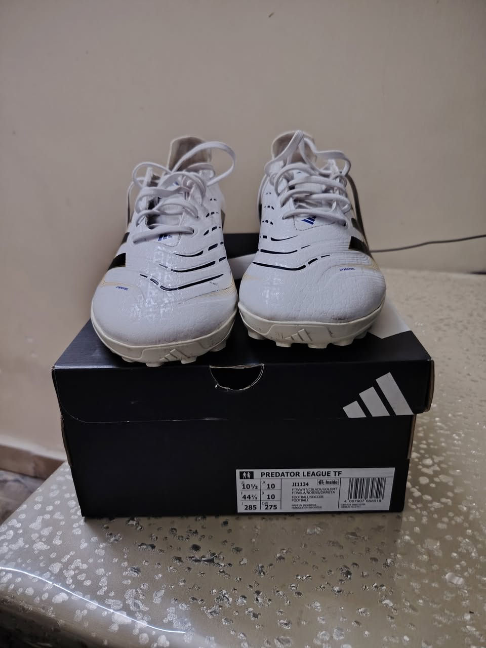 سلام عليكم
  Adidas Predator League Tf سعر 75،000 الف
  قياس 2/3 44 
البارحة تم شرائة من وكالة المنصور والوصل موجود
ملبوس مرة وحدة وسبب البيع القياس خاطى

مكان بغداد اعظمية وماكو توصيل


**إذا كنت صاحب هذا الإعلان وتريد حذفه لأي سبب، رجاءا أرسل رسالة إلى الدعم الفني**
