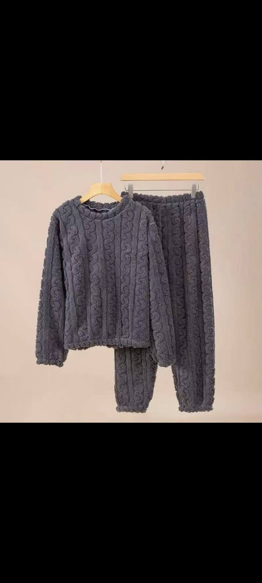 مرحبا زبائنه الكرام
ازياءء نيلاي
#اتراك  فرو
سعر بس 7الف
#زورو  صفحتنا  وتجدون كل ماهو أنيق.....
المسيب شارع البديه
 فرع مملكه الجمال
اتصال ***********
توصيل لكل محافظات العراق
