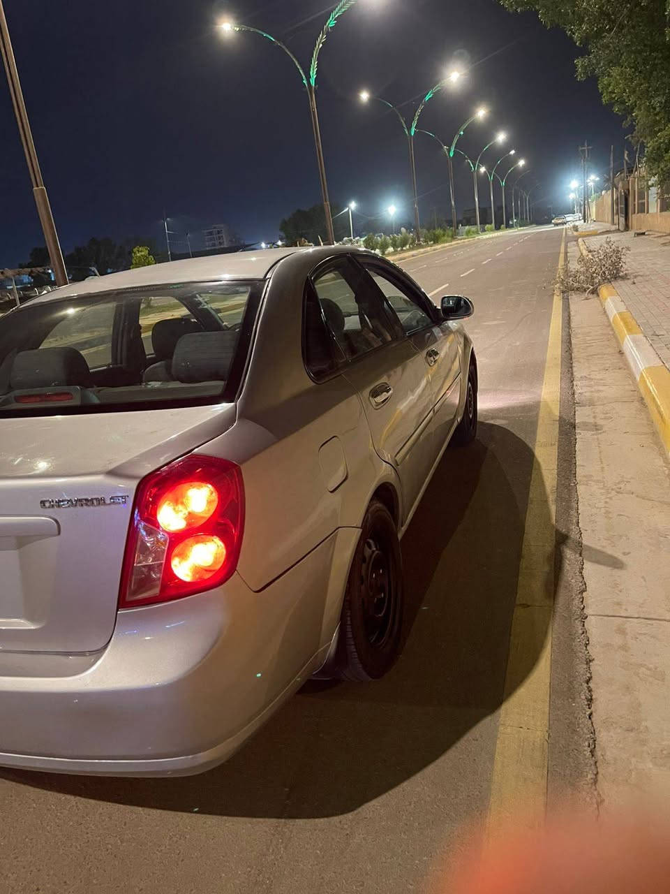 السلام عليكم
اوبترا اصل 2008 خليجيه السيارة 
رقم بغداد الجديد هزة وسنوية جديدة لل31
شرط التحويل (( بأسمي ))
كير مكينة خير من الله ناعمه
تبريد ثلج ❄️
الحماوة ربع صرفها بالبانزين انسى سيارة الحمدلله كاملة مكملة 
ملاحظة/
مصبوغة عام جمالية مكفوله من الضربه القويه و الگلبه و الجفيه
بالعافية على الياخذها 
السعر / 67 وبيها مجال قليل
مكاني / كربلاء 
رقم الهاتف /  0771 728 7354
