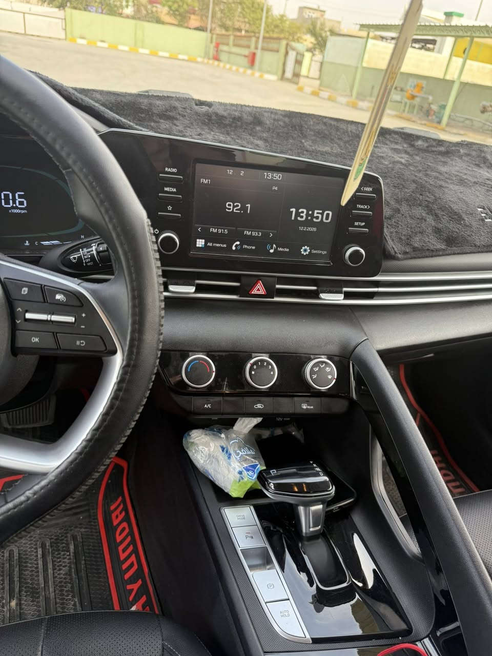 النترا تجميع صيني 2024
كامل مواصفات سلايد فتحة سقف بصمة ماشية8000 كيلو متر

رقم أربيل تحويل مباشر 

المواصفات :

مود درايف ( ايكو , كومفرت , سمارت , سبورت )

كير طيارة 8 نمر

بصمة تشغيل بصمة ابواب

شاشة اصلية

عداد سرعة ديجتل

مقاعد جلد اسود

6 ايرباك (الدشبول الدركة التكم المقاعد)

لايت led نهاري

فتحة سقف سلايد روڤ_+ استيرين رياضي

ويل رياضي حجم 17

تبريد قطعتين

مري كهرباء+ اشاير بالمري

كروس سرعة وفول تحكم ستيرن

حساسات خلفية + كاميرا

سايد بريك كهربائي

سعر 145
***********
