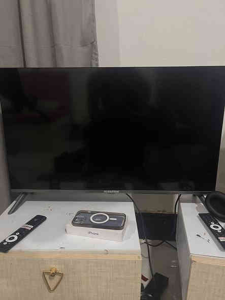 بلازما حجم 32  نضيفه كلش تنربط عل نت سعرها 100الف مكاني ناصريه مركز رقمي ***********
