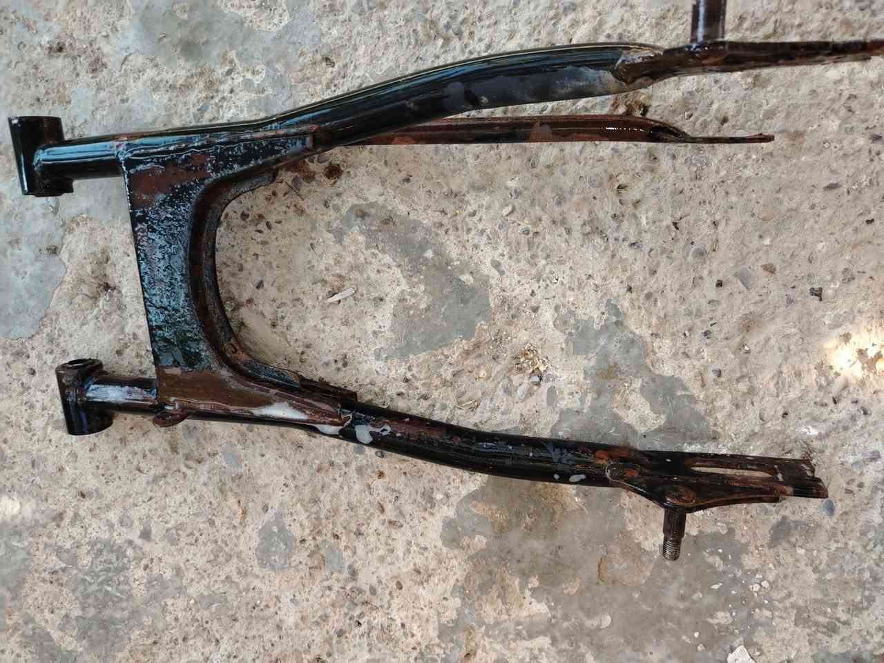 ماشه خلفي جونده نظيف سعر ١٠ قفل توصيل موجود *********** بيه واتساب فقط
