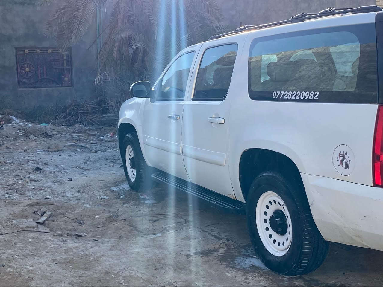 خال 
مديل 2008اصل 
اجره رقم بصره (. انكليزي )
خط.  بصره بغداد
لون الاصل ( شمباني )
ضربتها فقط بجم بنيد وجاملغ السايق بدلتهن 
غرفتها جديده (دوشمه كامله) 
سيارها ماناقصها شي نكره سويج ترايها لبغداد
سعرها مناسب جدا
115$
بيها مجال قليل
سبب البيع
(ضرف مستعجل)
(***********)
واتساب او اتصال فقط البصرة, العراق
