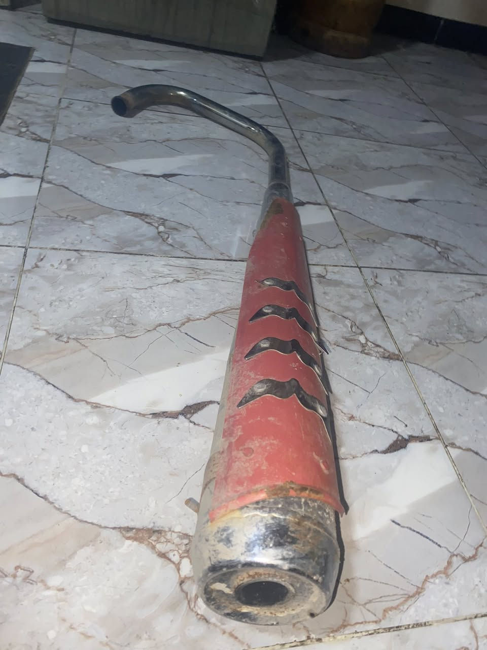 سلام عليكم صالصنه لبيع وهيه ودرع وياهه صوتهه كلش قوي ب 15 الف قفل 🔐 مكاني تقاطع القدس رقمي ***********
