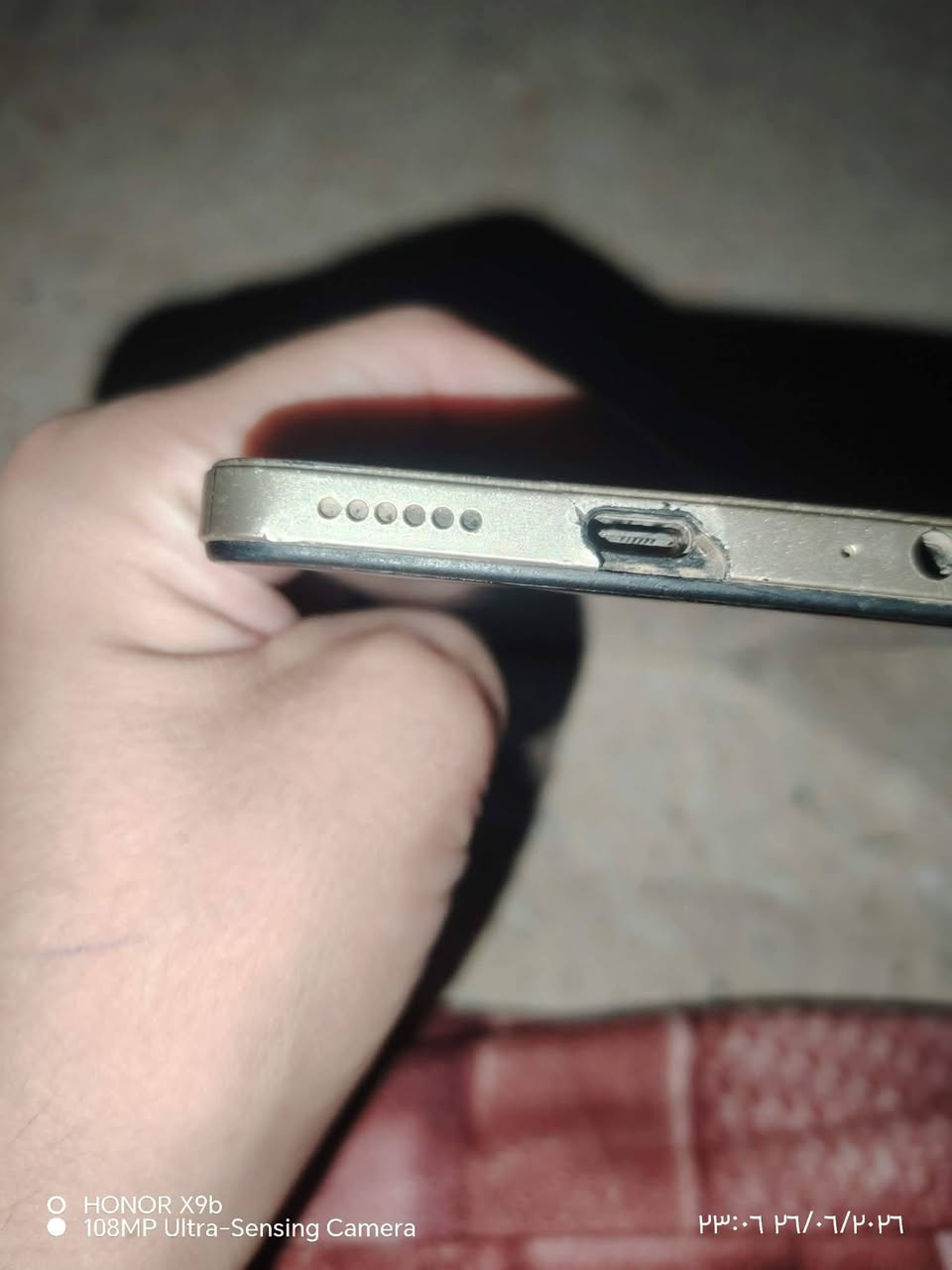 *للبيع جهاز TECNO SPARK 20C مستعمل نضيف
*المواصفات:* 
- *الطراز*: TECNO SPARK 20C BG7 
- *الذاكرة*: 4GB رام + 256GB تخزين، بيه خيار توسيع الرام لحد 8GB 
- *الكاميرا*: 50MP خلفية + 8MP امامية
- *البطارية*: 5000mAh تدوم يوم كامل
- *النظام*: Android 13 HiOS V13.0.0 
- *الحالة*: الجهاز نضيف وشغال 100% بدون اي مشاكل
- *الشاشة*: وكالة اصلية، مابيها كسر ولا خدش، اللمس فول

*الملاحظة المهمة*: بيه كسر خارجي بسيط باطار الجهاز البلاستك يم فتحة الشحن فقط، مثل ما موضح بالصورة.تجميلي فقط ومامأثر على الشحن ولا الشاشة ولا اللمس ابد.

*الملحقات*: كفر حماية فقط
*السعر*: 80 الف دينار نهائي بيه مجال بسيط للشراي الصدك

للاستفسار والشراي الصدك راسلني خاص


**إذا كنت صاحب هذا الإعلان وتريد حذفه لأي سبب، رجاءا أرسل رسالة إلى الدعم الفني**