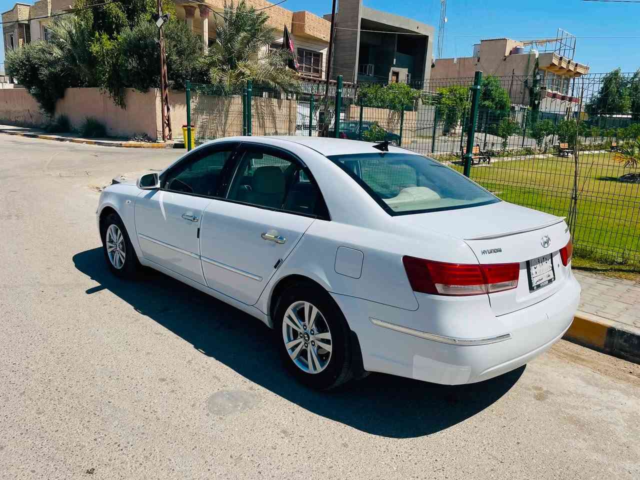 سوناتا 2009 خليجي
مكينه 2000دش
سياره جديده ومحفوضه مال جناي رقم بغداد تحويل مباشر 
سياره كلش حلوه تخم تاير دوشمه كهربايات جاهزه من كلشي صدر حداديه تبريد ❄️

(بيه نص قطعه صبغ وباردات قليلات ولباقي كله مكفول وجديده )
سعرر 114🏦
مكان واسط زبيديه 
***********

