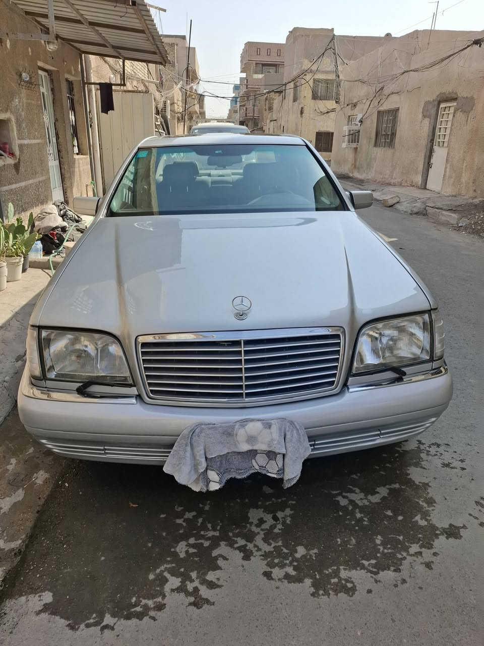 للبيع بدون مراوس مرسيدس شبح w 140 موديل 96 محرك خراطيم S 320 كير D 4 خمس نمر داخل جلد رصاصي كشنات كهرباء ستيرن كهرباء أبواب والصندوق شفط سلايت روف جام مصبوغة عام رقم بغداد أنكليزي السعر 88 $ ورقة وبيها مجال  مكان بغداد الطوبجي ***********
