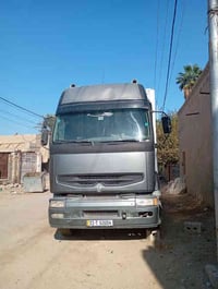 ورحمه الله وبركاته رينو براد سنكل محمول طول 9متر ارتفاع وعرض استندر جه...