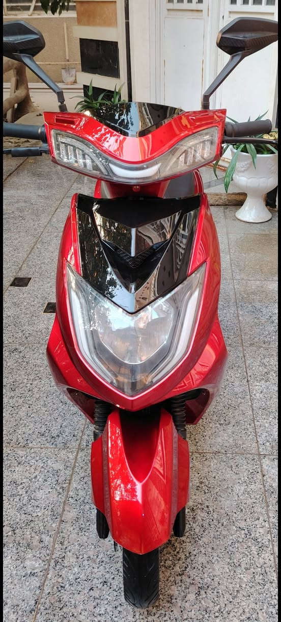 دراجه شحن للبيع ملف 1000W الشحنه الواحده تمشيك 40KM فيها R الرجوع للخلف وأيضا مثبت سرعه + ثلاث سرعات سرعة الدراجة 60km للاستفسار ***********
