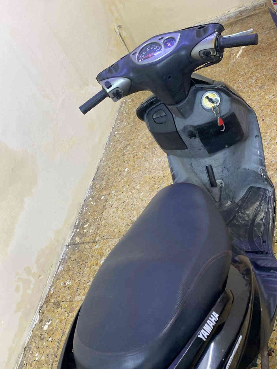 سلام عليكم دراجه سكنس نثيه دراجه نضيفه مابيها اي نقص كلها شغاله نكره سلف كبل للشارع مكاني بغداد الشراي يتصل التفاصيل 👈رقمي ***********
