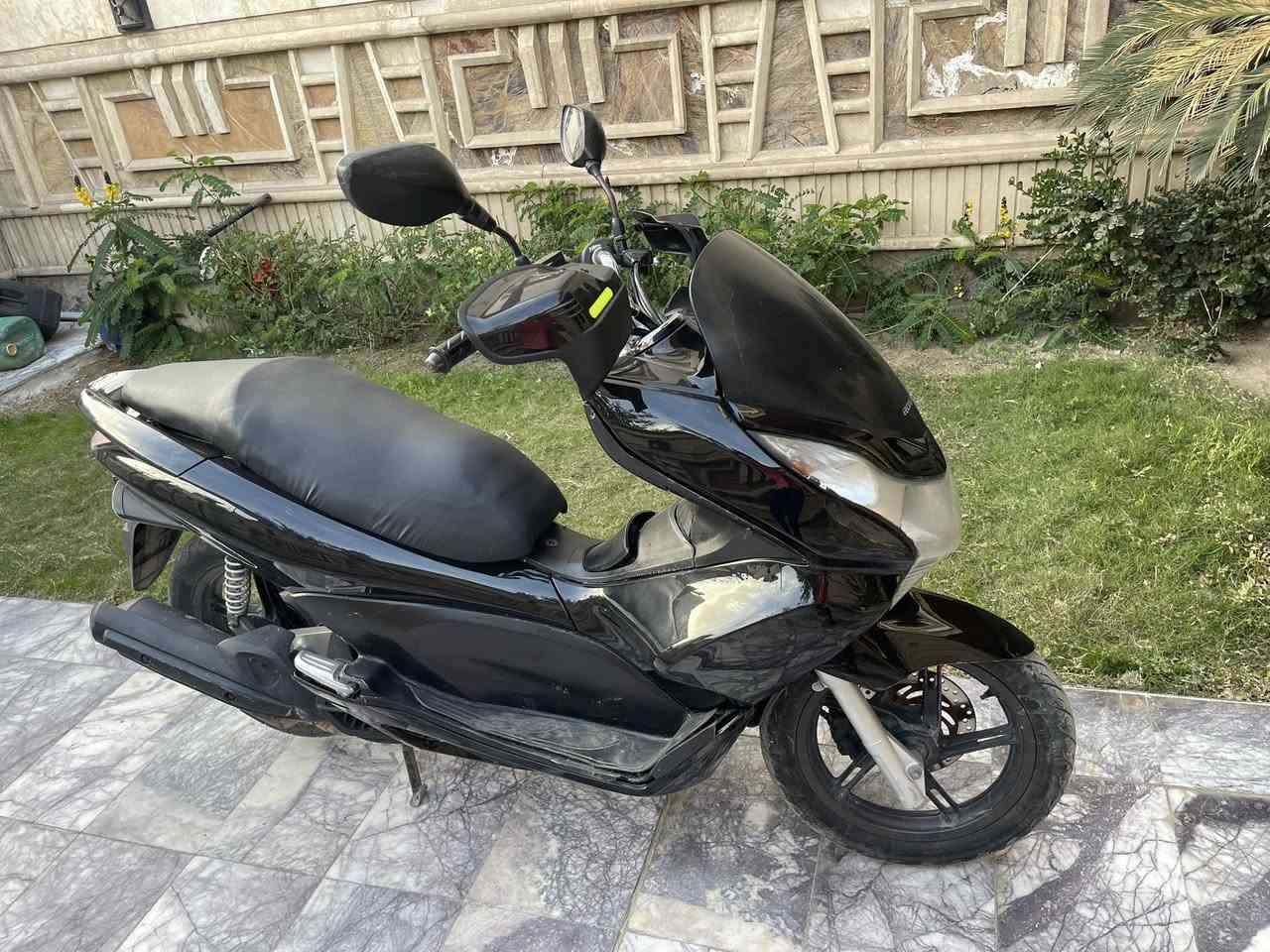 دراجه bcx  جيل اول ياباني بلادي JF كامله وناعمه ومعدل خير من الله مكفوله السعر مليون و٣٠٠ اوراق كامله مكاني بغداد قرب ساحه مضفر شراي اتصل ***********
