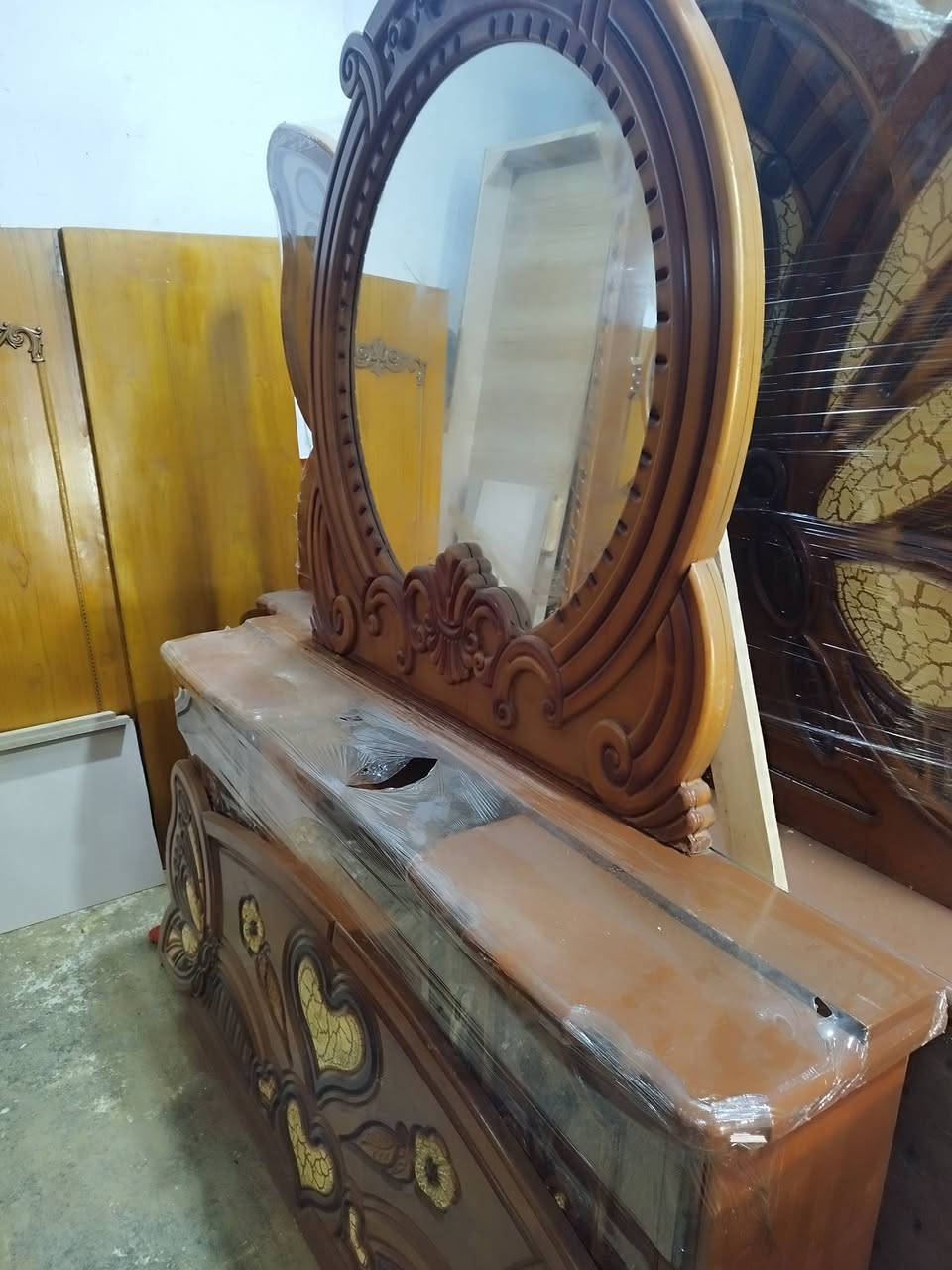 غرفه نجار تزكام صاج ام 6قاطين نرماده شريطي عل طول السعر 750 الاستفسار ***********
