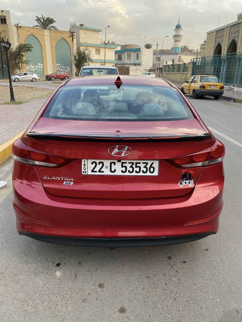 السلام عليكم النترا 17 وارد امريكي ماشيه 94 مكينه 2000 دوش كير At المرغوب  رقم اربيل هزه وسنويه جديده بسمي بدون دواخل وشواصي السياره ليبل واحد حادثها جامل خلفي موجوده صور الحادث وسونار مواصفات معروفه كامره شاشه تحكمات ستيرن و مانع انزلاق ايكو سبورت نورمال كروس سرعه وباقي الموصفات المعروفه   سياره خير من الله عارضها 118 وبيها مجال لشراي 
مكان بغداد *********** غير متواجد ع الفيس
