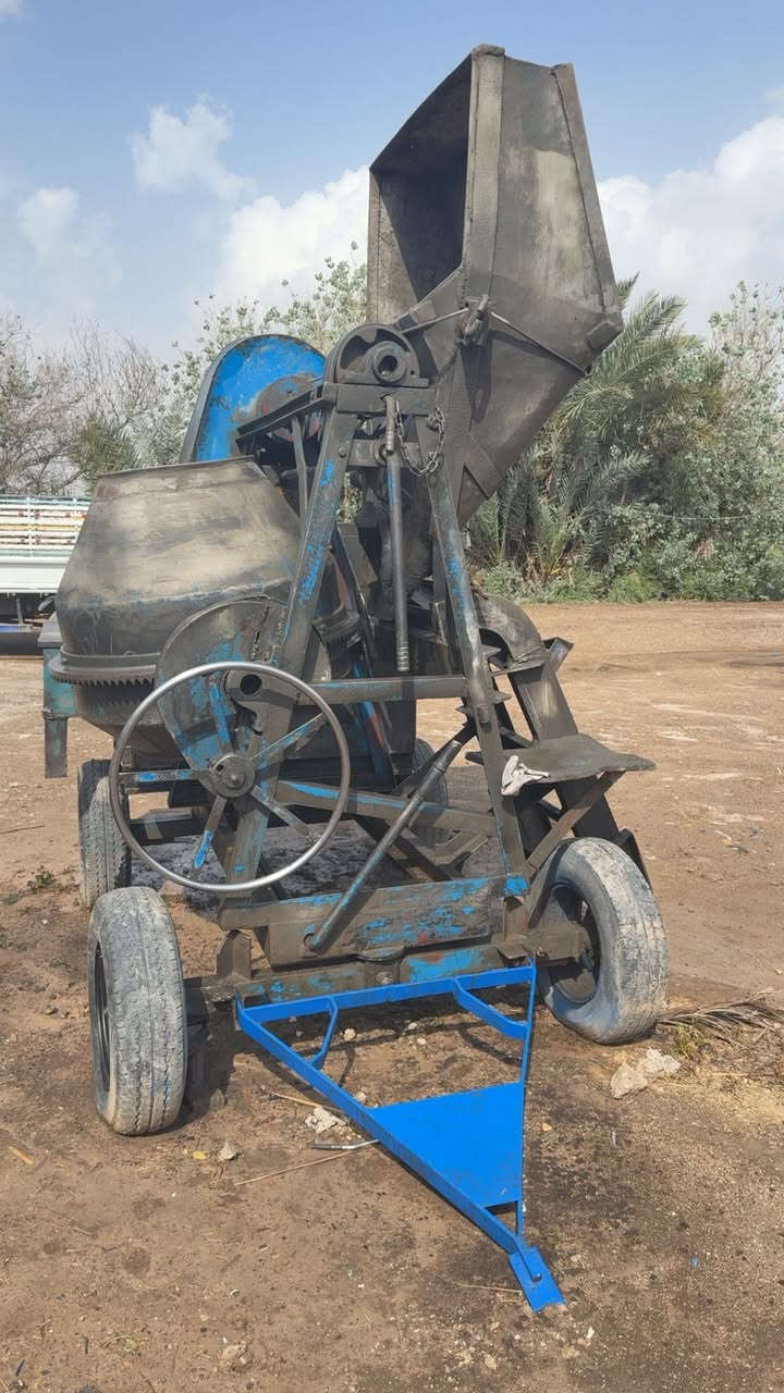 سلام عليكم  خباطه للبيع جاهزه ونج كيله فقط كعد محرك وشغل  والله يرزقك سعرها خاص او لاتصال ع رقم ***********
