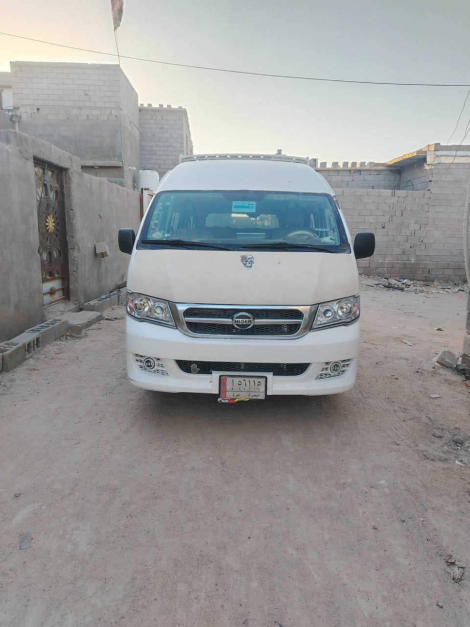 سلام عليكم هايكر 15 للبيع رقم بصره سياره معمره ومصبوغه ربع تكمه سياره جاهزه مكينه بيه بدايت خيط تبخير مكينه البلاد سنويه لل28 مطلوبه فقط 550 علمشتري دوشمه جديده تبريد ويه سويج سبلت اضافي مكاني البصره الزيير  سعره  87ملاحضه اخون مكلف بلنشر هاذه رقمه وخابره ***********
