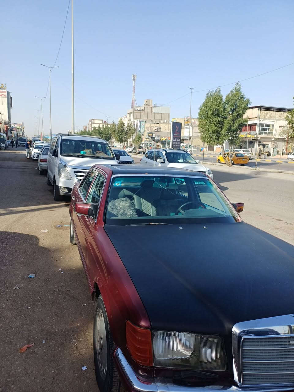 السلام عليكم مارسدس مديل ٩٠ السيارة جاهزه بس حدادية نص عمر السعر ٦٠   العنوان النجف  ***********
