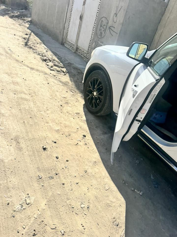 دورنكوا مديل ٢٠١٥ لمتدا بسمي  بيها جاملغ وبنيد بسمي بغداد  اصل ٢٢٠ وبيها مجال  مكان السياره الناصرية مركز المحافظه 
ترهم مراس بتاهوا ١٥ وفوك بفرق حسب القناعه
الرقم ***********
