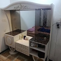 غرفة • للبيع • ممكن تفاوض