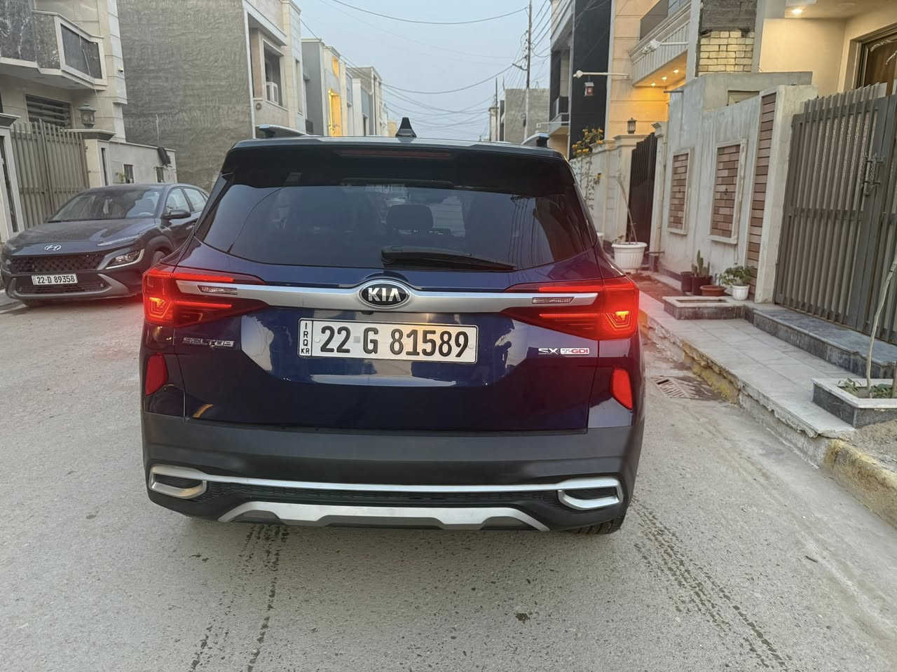 للبيع ***********
سعر 128 وبيهه مجال بصيط 

كيا_سيلتوس S_2021 وارد امريكي 
ماشيه 78 

🚫حادث بنيد فقط وحافه الجاملغ بارد 
صبغ بنيد فقط ايرباك طاك🚫
رقم  اربيل رقم وهزة وسنويه جديد شرط التحويل 
محرك 1600 تيربو  المحرك مفتوح كازكيت فقط 
شاشه كبيره كامره دواره 

شاشة اعطال رادار امامي تحديد مسار

تثبيت سرعة قيادة ذكية

اطفاء تلقائي اثناء التوقف
بلاجكتور ولد نهاري مانع انزلاق
مانع تصادم ويل كب17 اشاير بلمري 
كشنات جلد 
 ثلاث وضعيات للقيادة سبورت ونورمال وسمارت 
سيارة جاهزه ونظيفة كلها وضع شركة 
عنوان بغداد دوره
