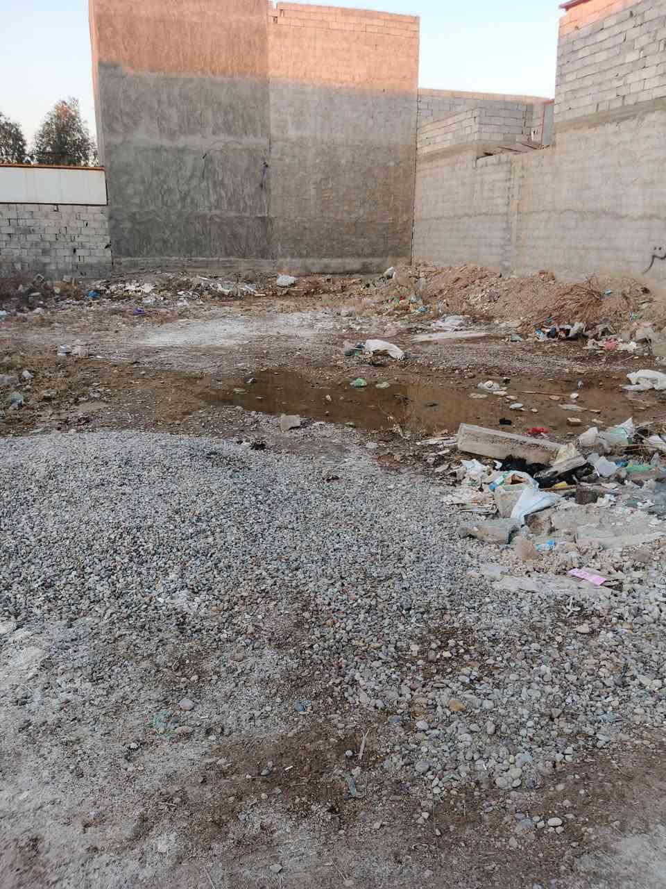 سلام عليكم يتوفر قطعة أرض مساحتها 120 العنوان حي الإنتصار شارع ابوعمار الشريفي السعر 13 مليون
بي مجال استفسار فلاح المرسومي ***********
