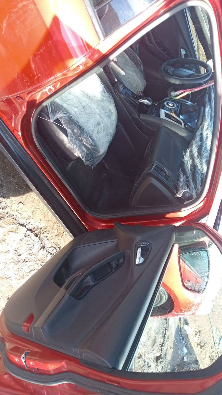 سلام عليكم فورد فوكس موديل 2018 حادثها صفها السايق كير محرك نضيف كلش محرك 2000 سنويه بسمي 31 يله تصقط السنويه جاهزه السياره كلشي مابيها تبريد ثلج تدفئه شغاله سعر 68 وبيها مجال بصيط مكانها بغداد


**إذا كنت صاحب هذا الإعلان وتريد حذفه لأي سبب، رجاءا أرسل رسالة إلى الدعم الفني**