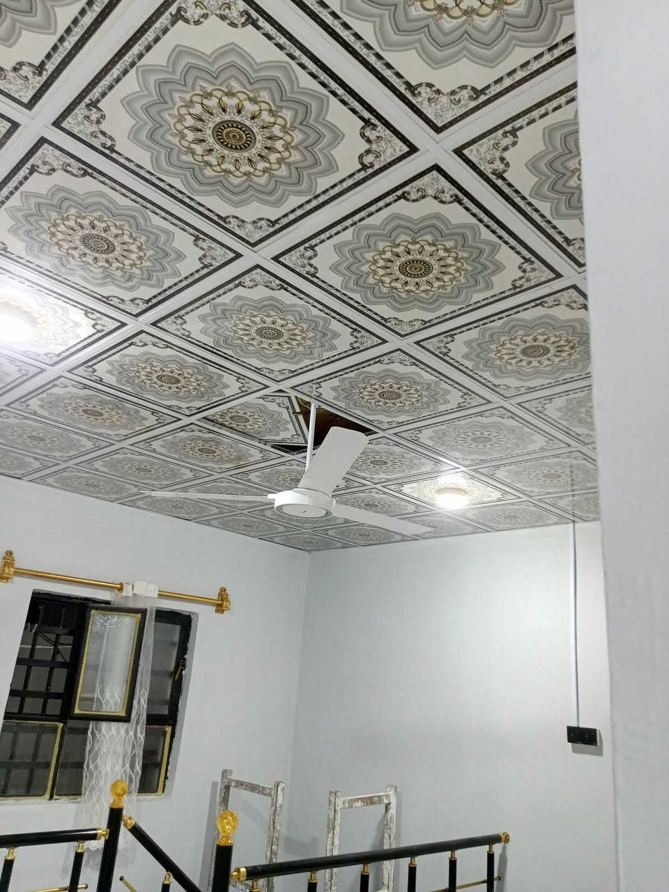 خلفة سقوف ثانويه وتغليف الجدران في جميع مناطق البصره للعمل عله المتر واليوميه متفرغ حالي للاستفسار رقمي بي واتساب***********
