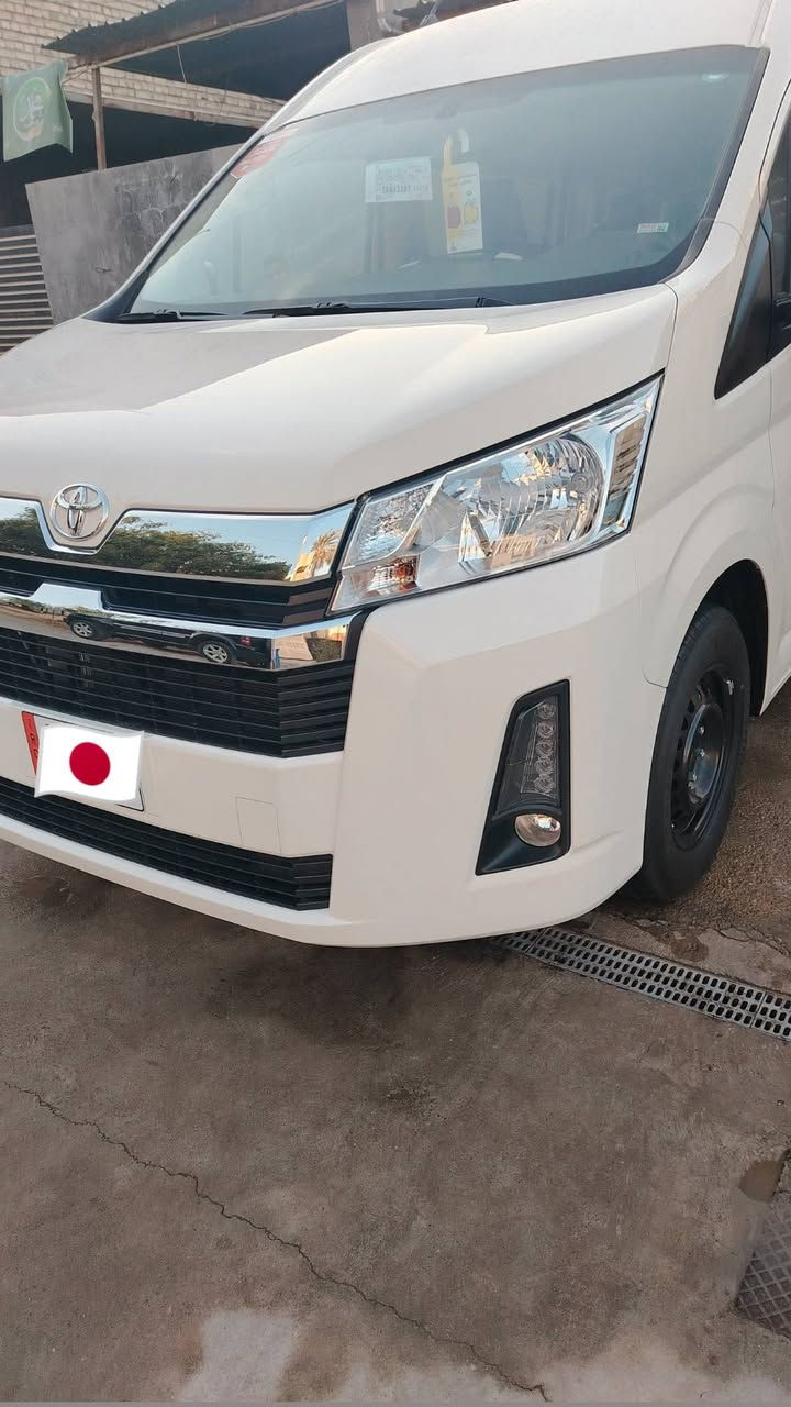 السلام عليكم هايسه موديل 25 زيرو فول مواصفات كير اوتاماتيك ضمان شركة ساز مرقم اربيل ترقيم جديد الاستفسار على الرقم *********** مكان السياره غزاليه
