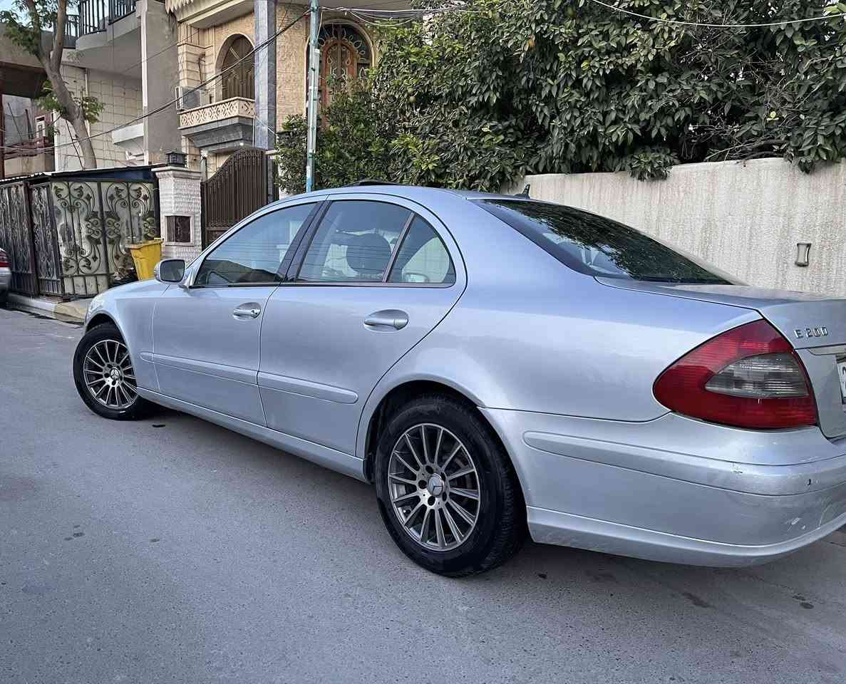 مرسيدس w211 موديل 2008 مكينه اربعه سلندر سياره جاهزه مكينه كير صدر تبريد كشنات جلد سلايت شغال حساسات خلفي امامي ومعروفه مواصفاته بيه صبغ قطعتين وربع البنيد فقط السعر 110$للبيع فقط ***********
