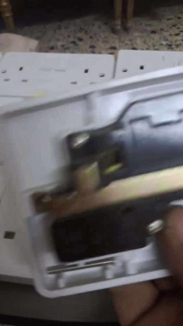 لوووك غير مستعمل بلك سويج ثنائي  انكليزي اصلي قديم اي استفسار مراسلة الصفحة يوجد توصيل ***********سيد عباس
