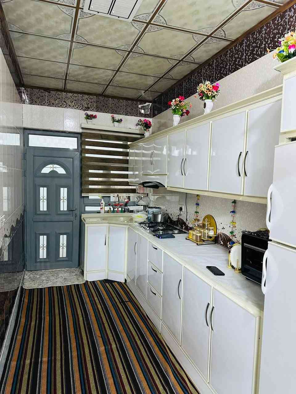 سلام علیکم ـ    نرخــــــــــــــــی خوار بازار

#خانوو  ناياب و فول مواصفات بۆ فرۆشتن 💒⛪
ناونیشان 📍 كه لار-قه زاي ڕزگاری سموود 🌆🏤

🔷گەڕەکی شاكه ل(نزيك مزگه وتي خير خوازان) نزيك جاده كه

🔷نزيك مزگةوت و قوتابخانة
🔷ڕووبەری6 بە 20=120 مەترە 📏📐
🔷تاپؤى يةك ناوة✅ 
🔷كامل كاشيية
🔷كامل دكتي مه ركه زييه بوه هه موو ژوركان
🔷دةرگاى پلاستيكه🚪
🔷رووى لة خؤرى ئيوارةية🌅☀️
🔷ديوارى كامل كاشيية
🔷شوێنێکی زۆر خۆش و دڵگیری هەیە🌄🎆

🔴ژوورەکانی ئەم خانووە پێکهاتووە لە ⬇️
🔶میوان 🚪
🔶مطبخ 🥄🫖
🔶مساعد مطبخ 🍴🔪
🔶هۆڵێک 🖼️
🔶يه ك ژوورى نوستن 🛏️🛋️
🔶ڕۆشنایی 
🔶مشتەمەلات 🚿🛁

بؤه زانيني نرخي ئه م خانوانه خاليك له كوميند دانه

بؤ زانيارى زياتر پةيوندى بكةن بة يةكيك لةم ژمارانةى خوارةوة👇
📞☎️
***********
 

ناونیشانی نوسینگە خؤرنةوةزان ◀️ بەرمبەر مزگەوتی  ئاسودة  

ئێوەی بەڕێزیش هەر موڵکێکتان هەبوو بۆ فرۆشتن یان ویستان بیکڕن دەتوانن ڕەسم و زانیارییەکانتان بنێرن بۆ ژمارە ڤایبەری 📳✅***********
