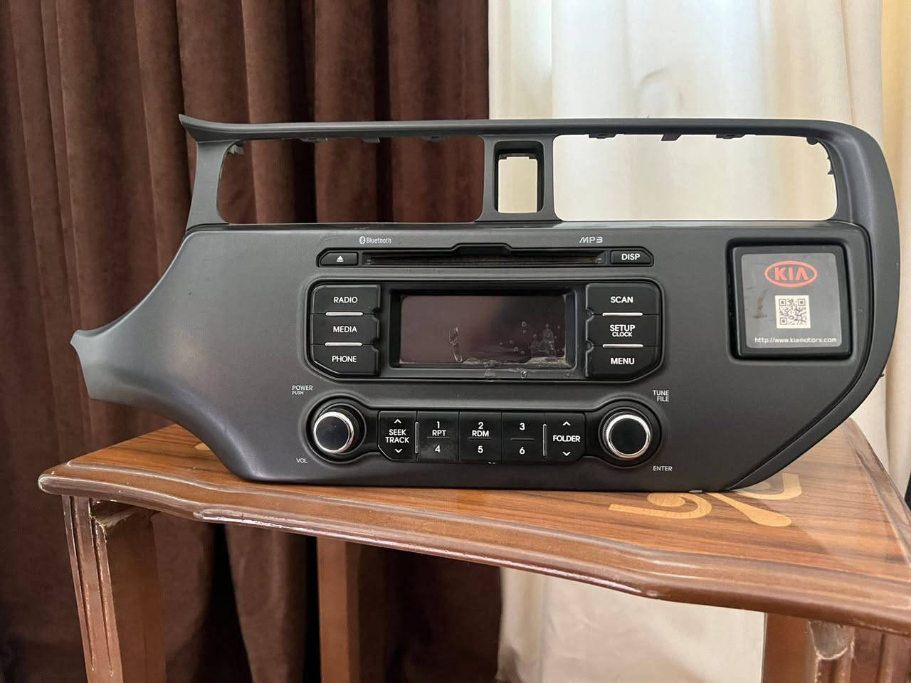 السلام عليكم من رخصت الادمن لبيع مسجل + إطار + نفاضه سكار يرهم من موديل 2012 ال موديل 2017  كل شغال مكاني بغداد  سعر 40الف  تحياتي لكم 🤝🌹🤝


**إذا كنت صاحب هذا الإعلان وتريد حذفه لأي سبب، رجاءا أرسل رسالة إلى الدعم الفني**