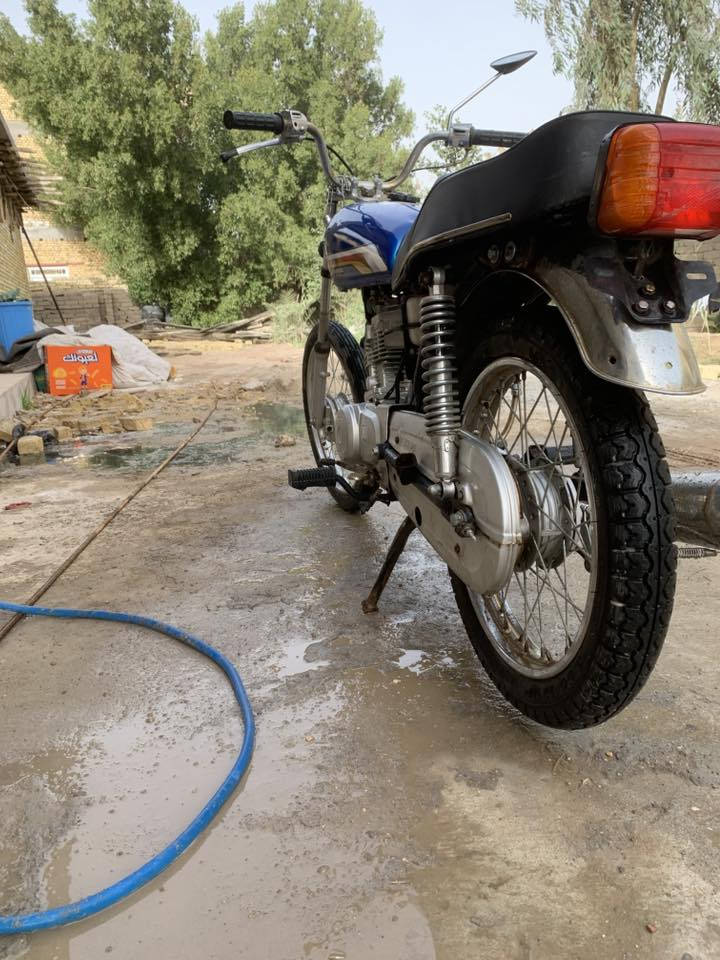 نامة مكينة شلامچة تعميره كاملة كله ٢٥ شاصي ٢٠ ظفيرة جديدة مكينة جامدة لا تبخير لا شي بعده لوك ما نقصها اي شي للبيع 
*********** ناصرية مركز
