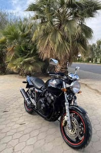 هوندا CB400SF • أوراق منفيست • وارد يابان