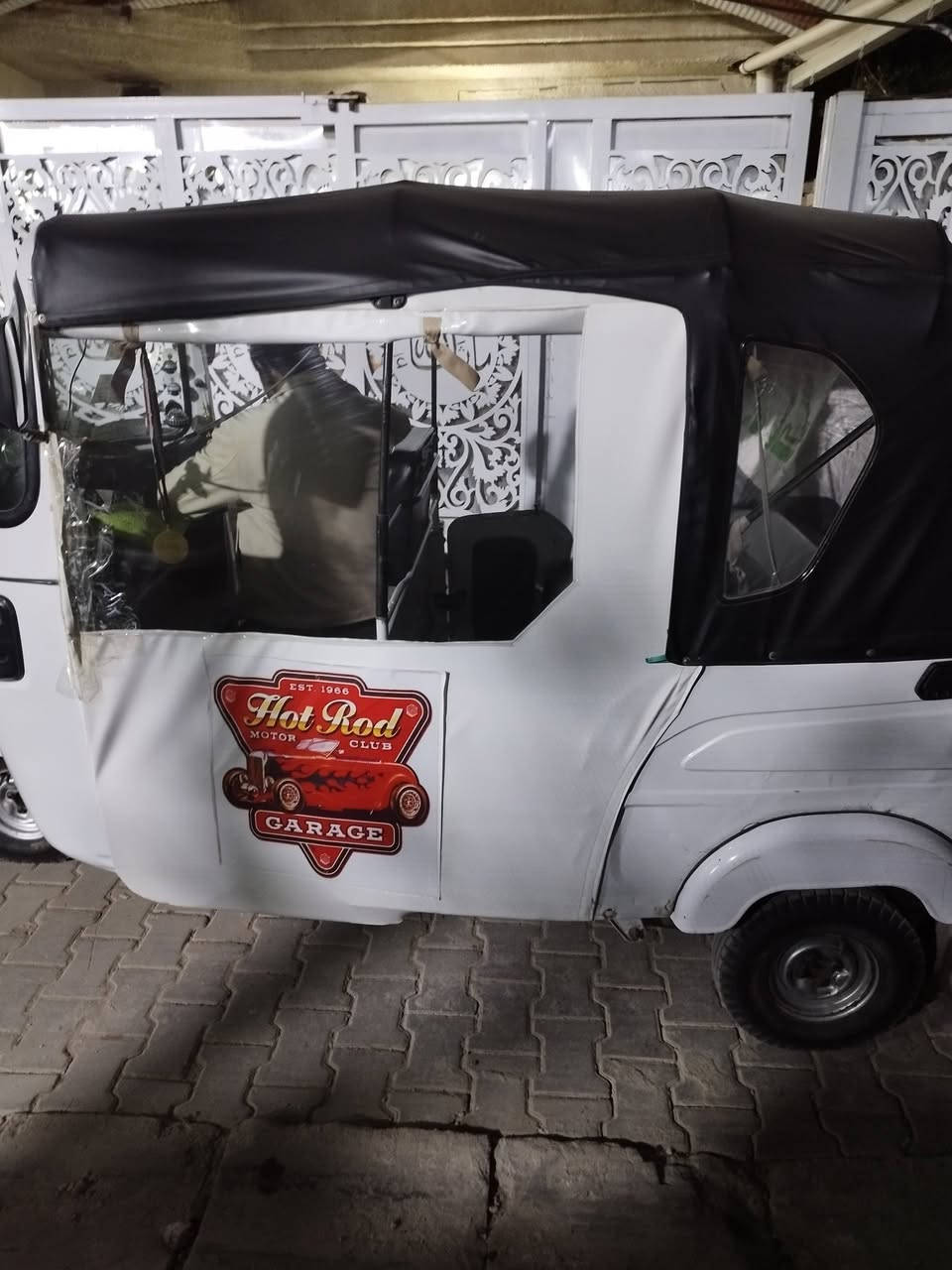 السلام عليكم تكتك موديل 21 مكاني الدوره السعر 6 مليون بدون رقم اوراق كامله
