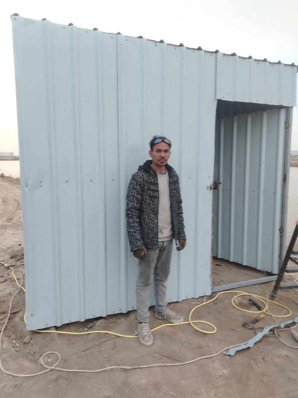 حداد جوال وين ماتريدةاجيك الرزق ع الله
***********
