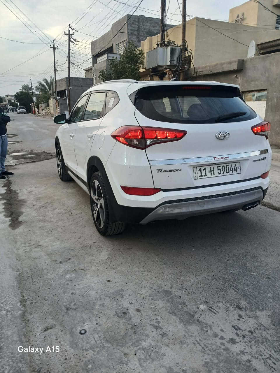 سلام عليكم توسان موديل 2017 أمريكي ليبل واحد  كير محرك تبريد صدر امامي خلفي تخم تاير كله مكفول سياره فول ما عدا الفتحة.   بصمة شاشة تحكمات ستيرن كشناتا تدفئة لاذارات حساسات أمامية خلفي  كامرة امامية  كامرة خلفية سبورت حساسات بل جاملغات  سياره جاهزه من كلشي  بيهة بس بنيد وكاله مبدل  بس بنيد بدون دواخل سيارة احلة من صور رقم بغداد دولي انكليزي سنويه ٢٩تحويل بسمي تحويل مباشر سياره احله من صور سعر 138 مكاني بغداد اليوسفيه سونار بل نشر
***********
***********
