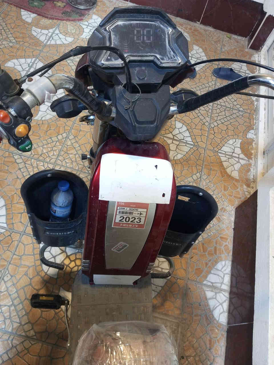 موطور شحن جديد مكان الحبانيه خمس بطاريات اتصل *********** او خاص كلشي شغال تايرات جديده جديد جديد علا ايدي سعره 400 قفل
