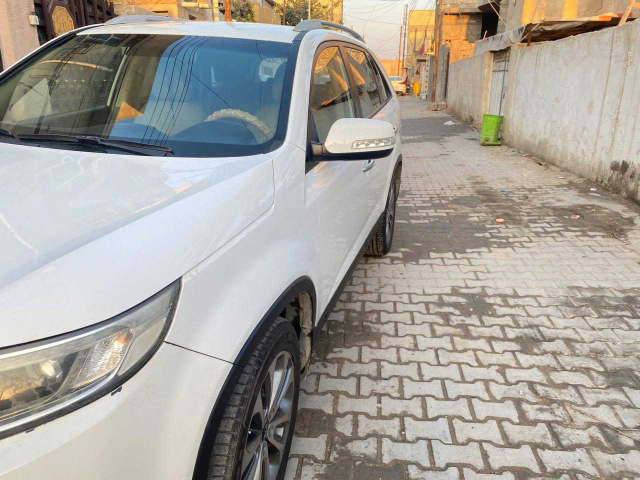 عندي سورنتوا 15اربيل فول مواصفات وبدون بنورامه اريد مراوس بفوتون
***********
