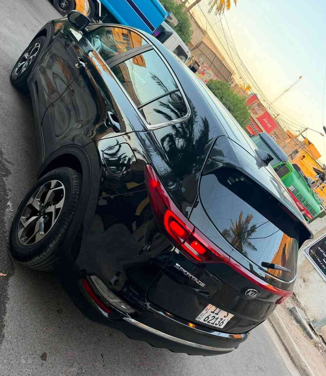 السلام عليكم

للبيع كيا سبورتج موديل ٢٠٢١ لون اسود مرقم بغداد انكليزي باسمي 

وارد امريكي فئة Ex  المعروفة
الحادث دعامية امامية فقط صبغ مع ثلاث اماكن بارد
العداد 64 الف ميل 

السعر 15,500$ يعني (١٥٥ ورقة) وبيها مجال بسيط 

للتواصل ***********
