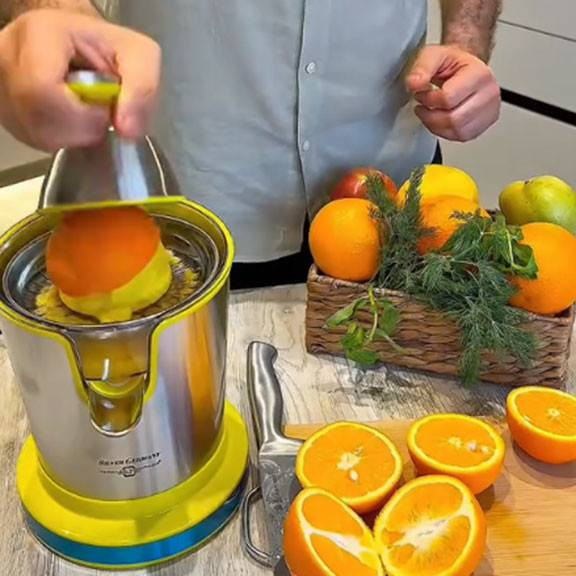 عصّارة سلفر الألمانية – عصير طازج خلال ثواني! 🍊
مع عصّارة Silver Germany  استمتع بعصير برتقال طبيعي يومياً بسهولة.
✨ قدرة قوية 500 واط
✨ رأسين لعصر مختلف أنواع الحمضيات
✨ ذراع ضغط لسهولة العصر
✨ صنبور لتعبئة العصير مباشرة
✨ سهلة التنظيف والاستخدام
💰 السعر: 35,000 دينار فقط
📍 العنوان: الفلوجة – حي الجمهورية
تقاطع العيادة الشعبية مقابل مدرسة الجمهورية الابتدائية
🏪 معرض الراوي للتبضع
🚚 توصيل داخل الفلوجة: 2000 دينار
🚚 توصيل جميع المحافظات: 5000 دينار
📞 للحجز مراسلة الصفحة أو واتساب: ***********
#عصارة #عصارة_برتقال #أجهزة_منزلية #الفلوجة #عروض #مطبخ
