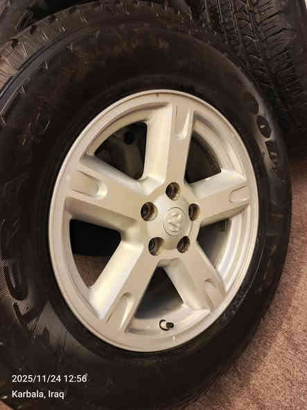 تخم ويل اصلي مكفول مع تايرات اصلي وارد كندي نظيفات جدا
قياس 17-70-245

السعر 450

مكانهن كربلاء 

***********
