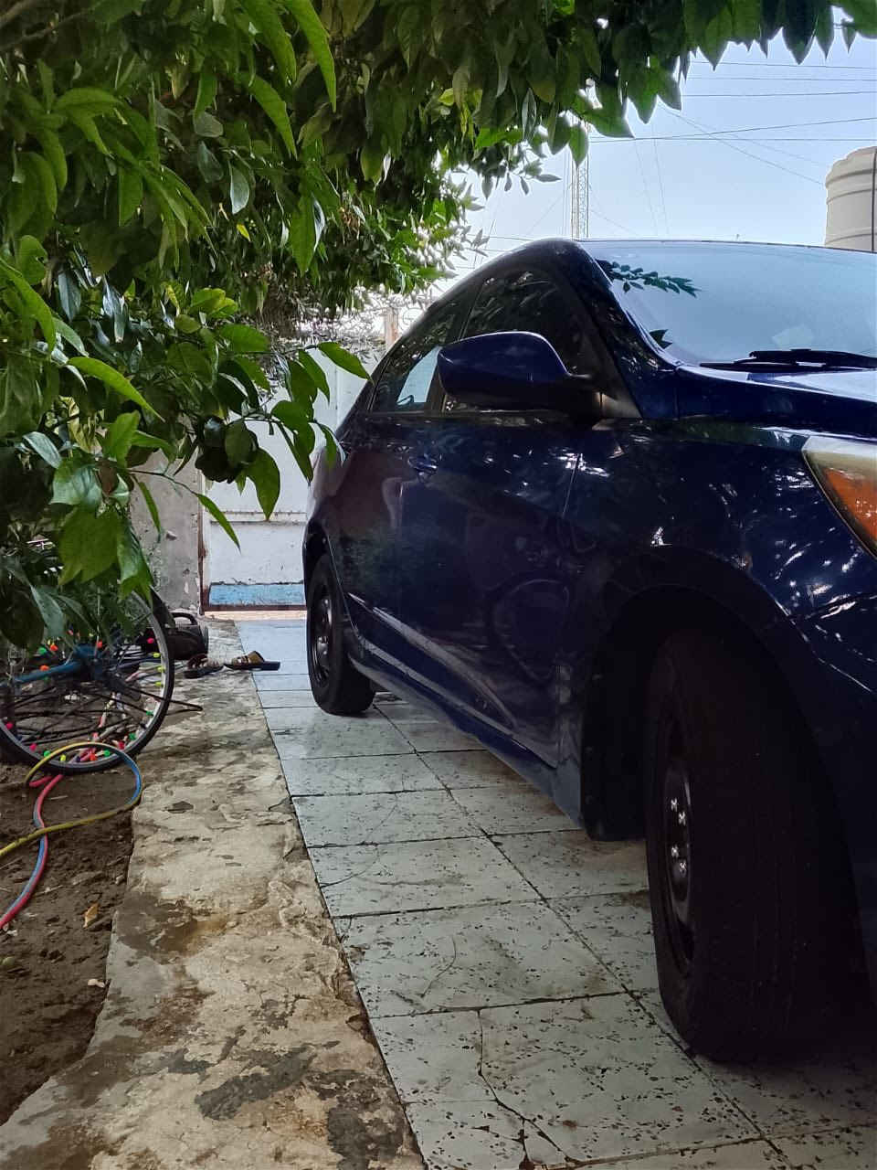 السلام عليكم للبيع اكسنت موديل٢٠١٦ واردامريكي حادثها جدا بسيط بلبك لايت الخلفي وصبغ بلصندوق وقليل في جاملغ الخلفي بجم كبس محرك١٦٠٠جيدي اي بحالة جيدة ممفتوح على شركة كير اي تي المرغوب بحالة جيده على وضع الشركة لايت زنون اصلي كاميرا محيطية تدعم كار بلي  تعرض فديو منضومة تبريد كامله جديده صدر جديد تخم تاير جديد باتري جديد رقم إنكليزي وهزه مساقطة رقم بغداد باسمي تحويل مباشر العنوان بغداد المحمودية قليل متواجد على فيس السعر ٩٣لتواصل الاتصال***********
