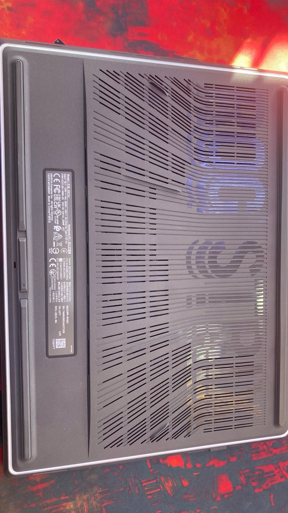 لابتوب ASUS ROG STRIX للبيع 
CI 7 GN 14HX 
RAM 16 DDR5 
SSD 512 
GPU RTX 5070 8 G  
مسخدمة شهر واحد فقط كامل الملحقات 🙏🏻. 