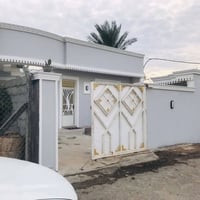 بيت • ٢٠٠م • امصفر